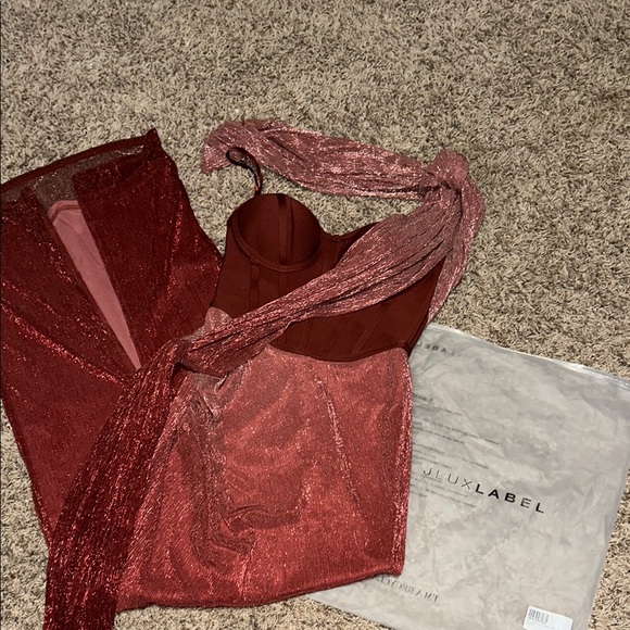 JLUXLABEL Red Dress with Scarf - Picture 2 of 4